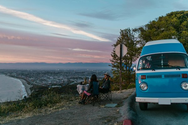 Quels sont les meilleurs endroits pour louer une maison de vacances en Provence avec des ateliers de cuisine et des randonnées?